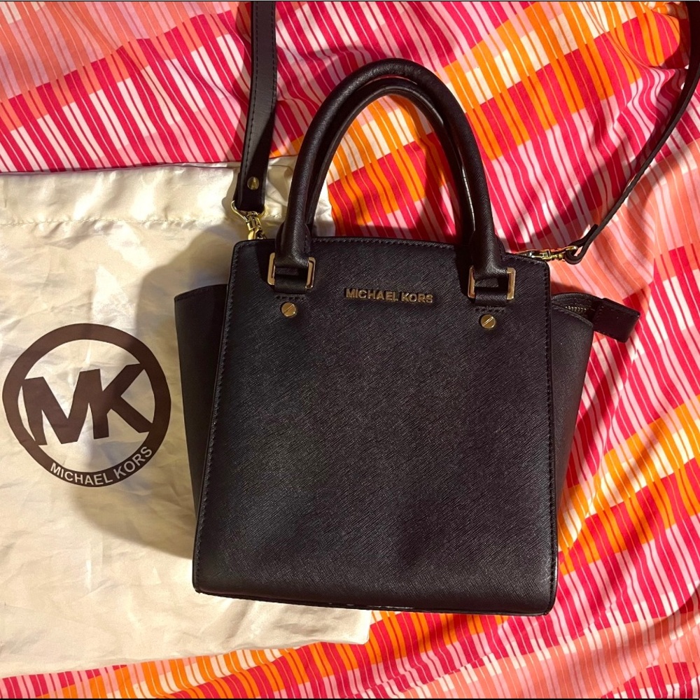 ❌SOLD❌ MICHAEL KORS purse